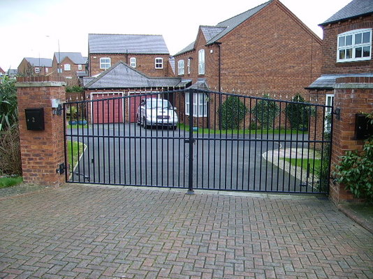 Drive Gate 2.jpg