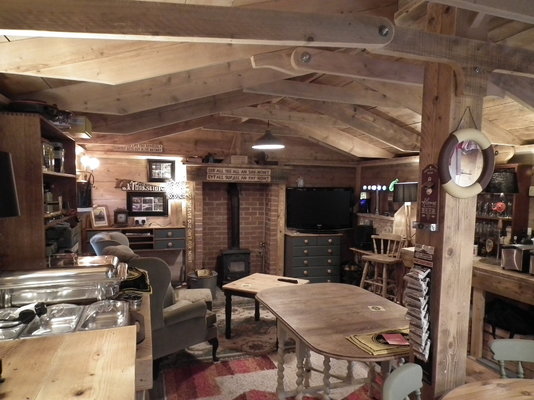 pub shed 011.JPG