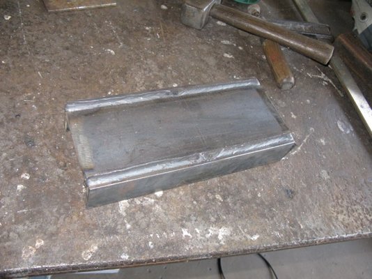 Bottom winch base support welded IMG_0136.jpg