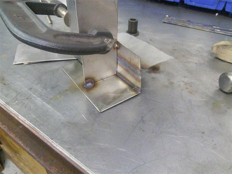 1mmstainlesspractice04.jpg