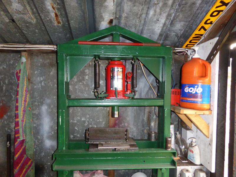 20 ton press.jpg
