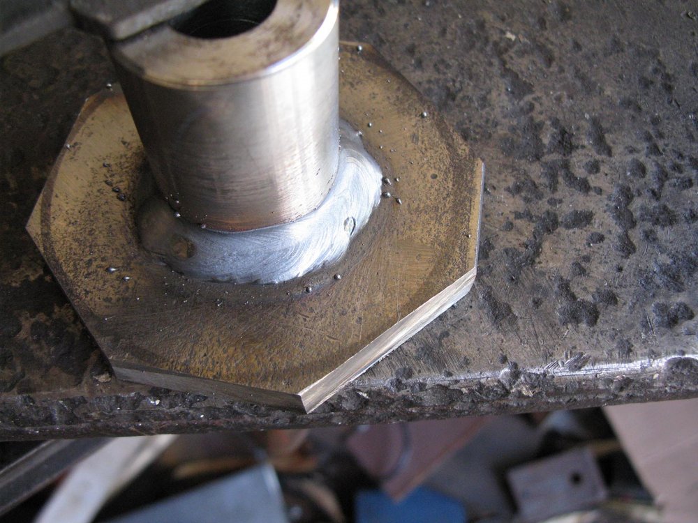 7. New blade hub IMG_0775.jpg