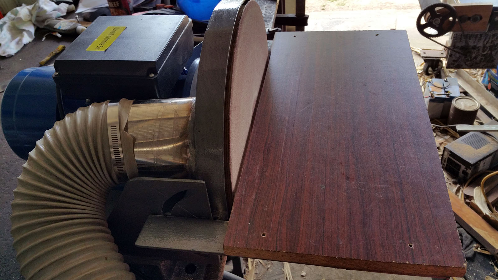8. Disc sander 2.jpg