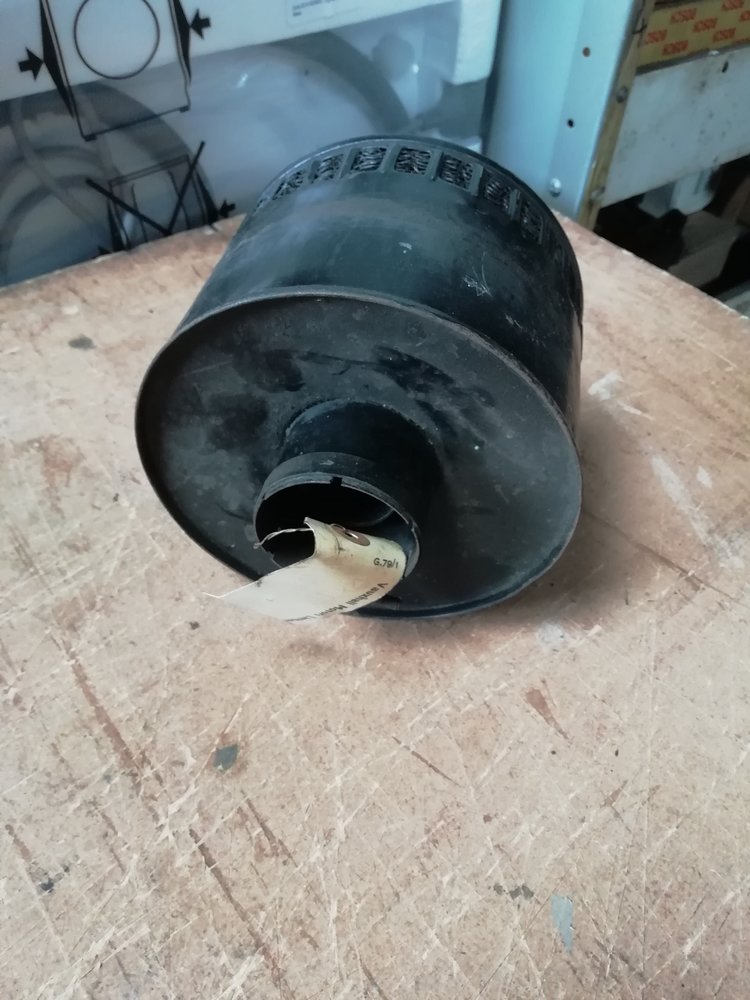 Air cleaner 2.jpg
