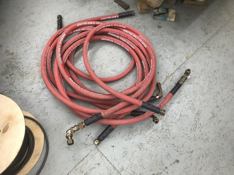All-Hose-Assemblies-Served-With-Heatshrink.jpg