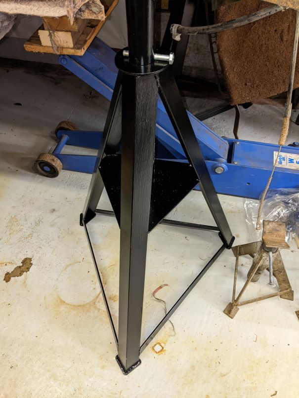 axlestandsml.jpg