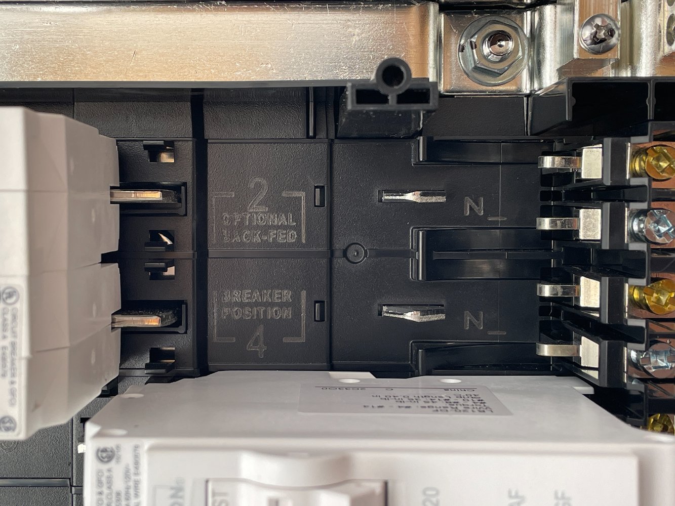 back-fed-slots.jpg