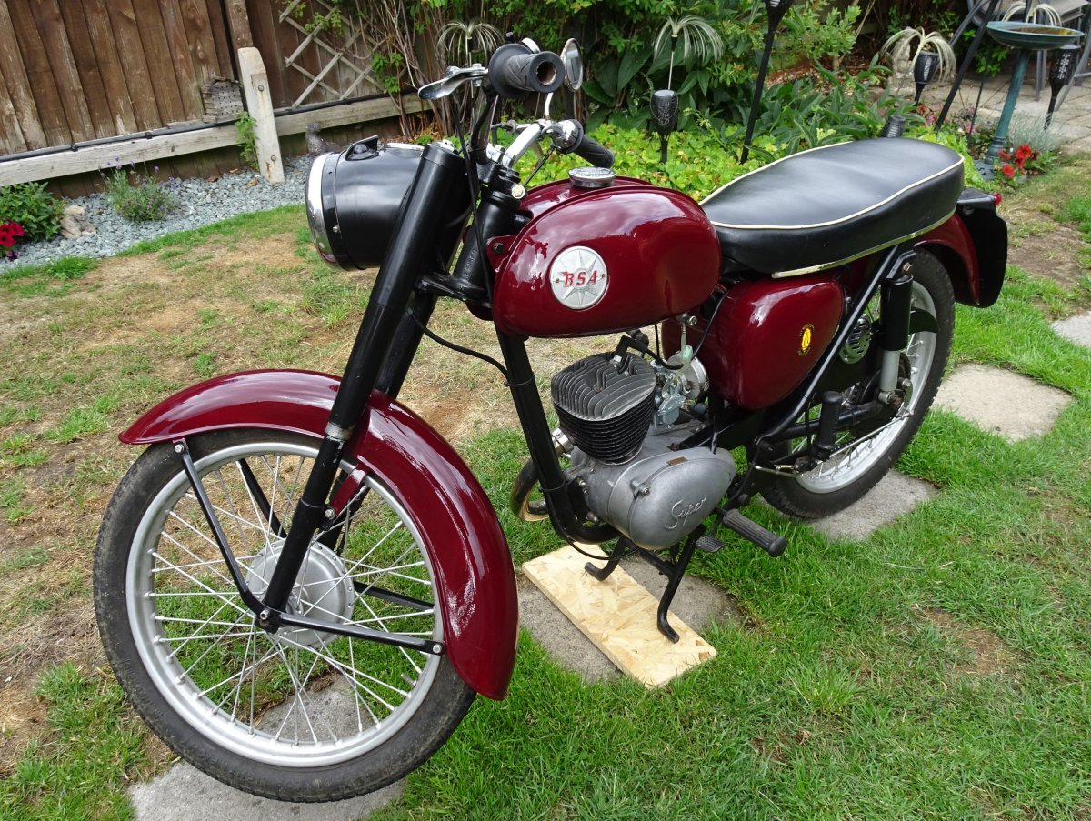 Bantam-001.JPG