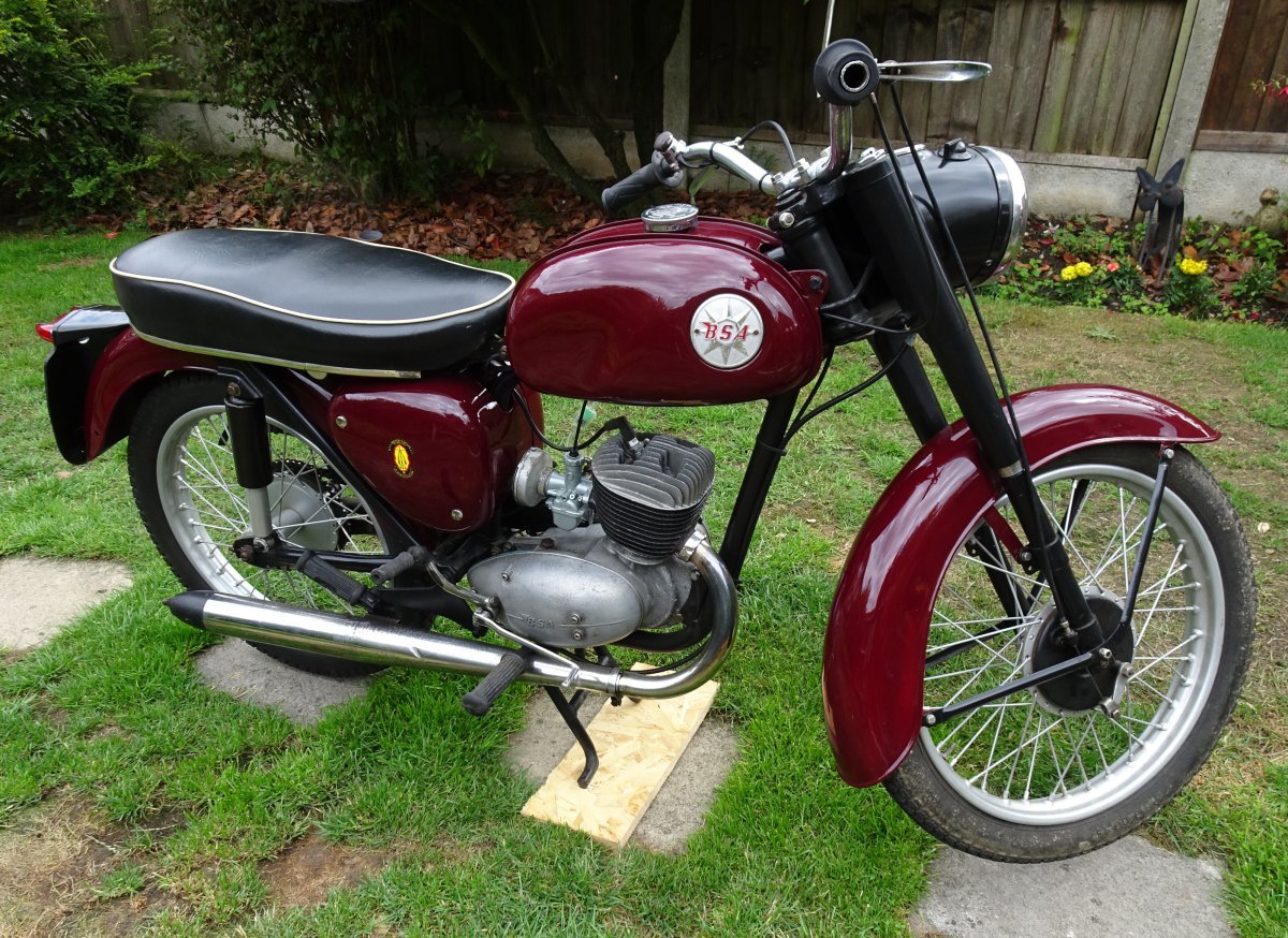 Bantam-004.JPG