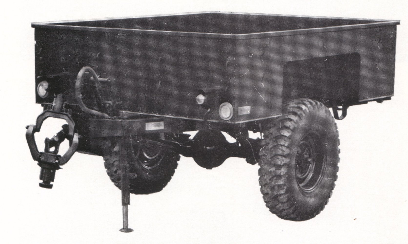 bdec1974-RO.jpg