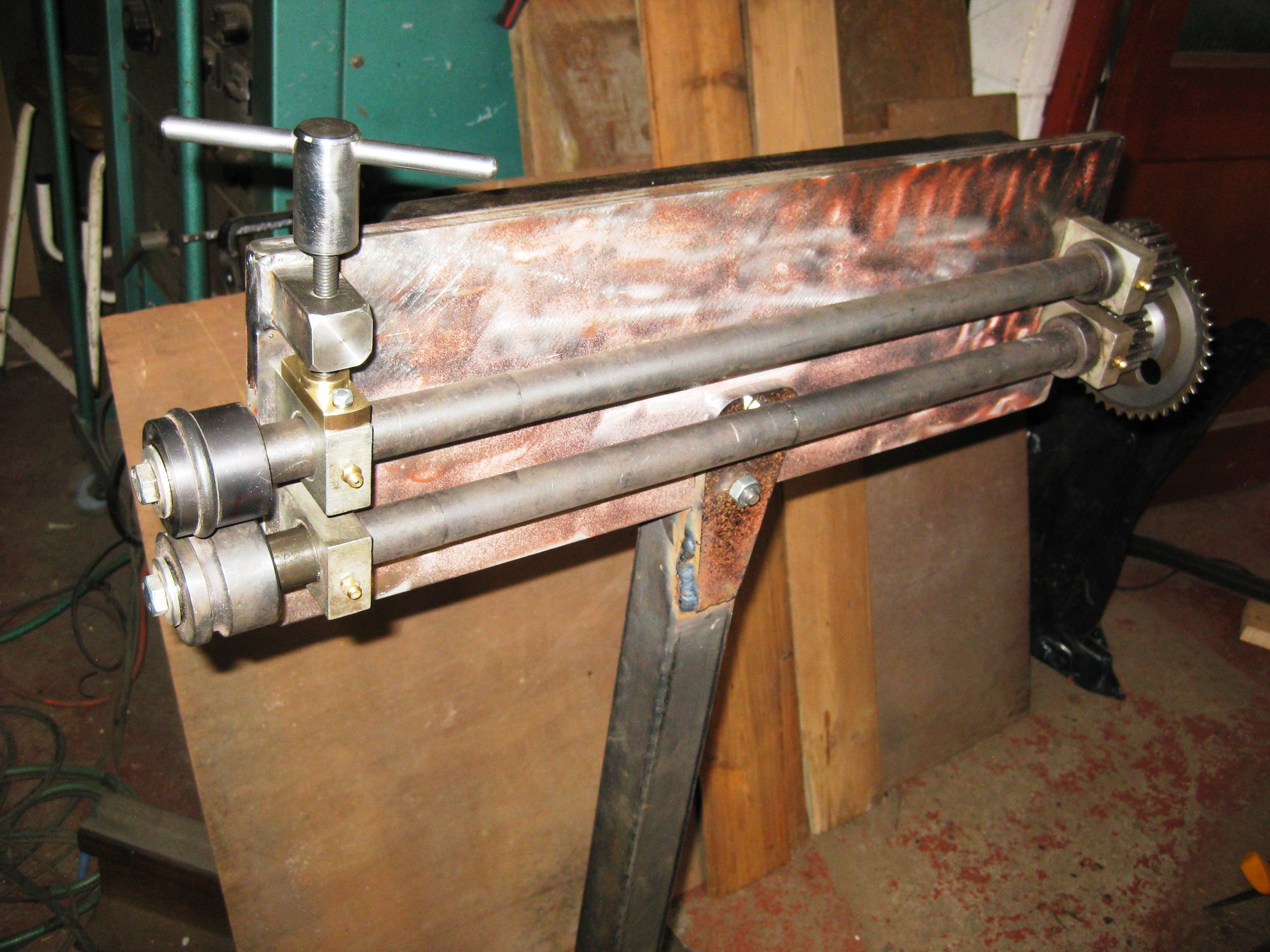 Bead roller on stand2.jpg