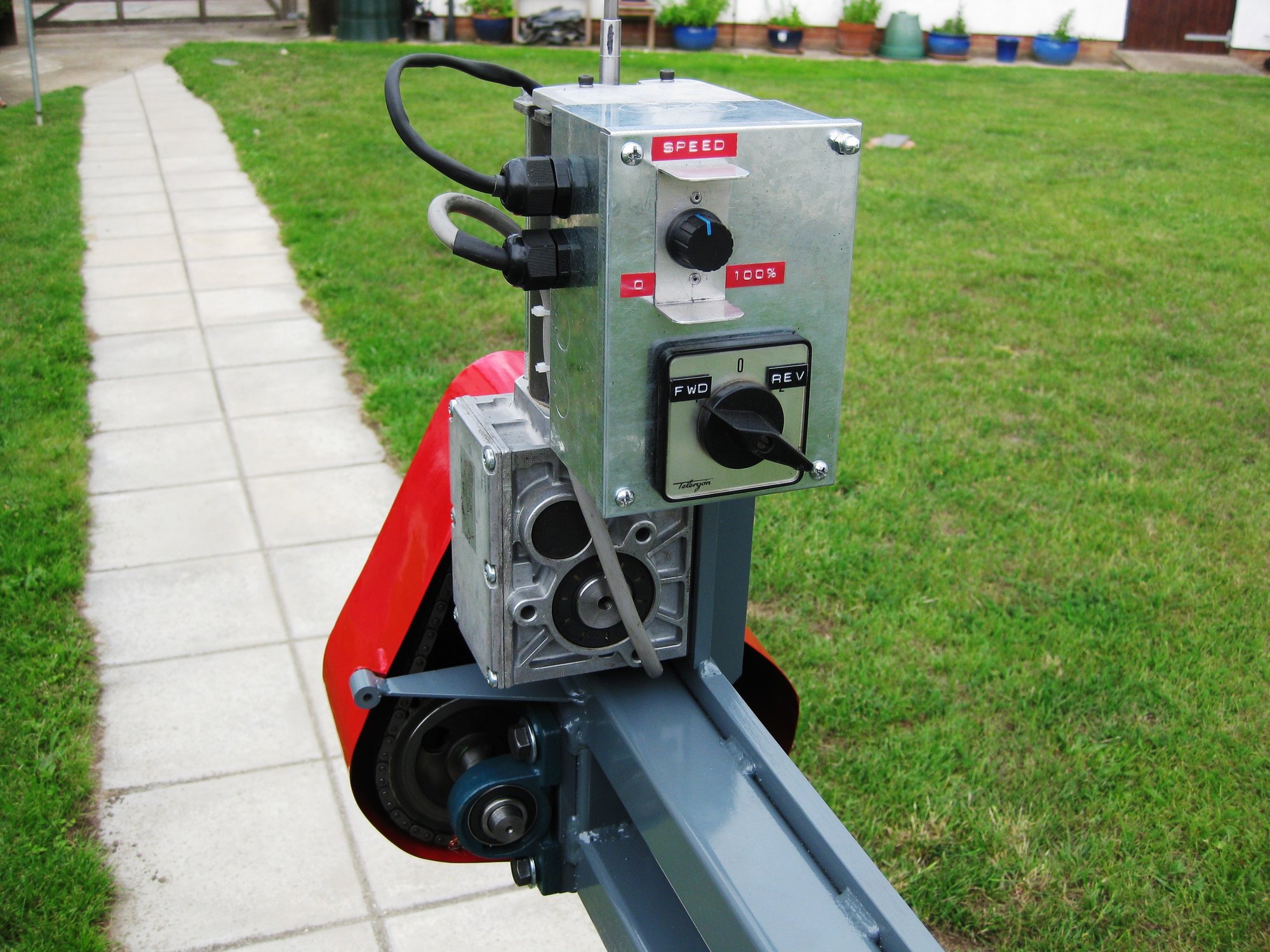 bead roller speed controller detail1.JPG