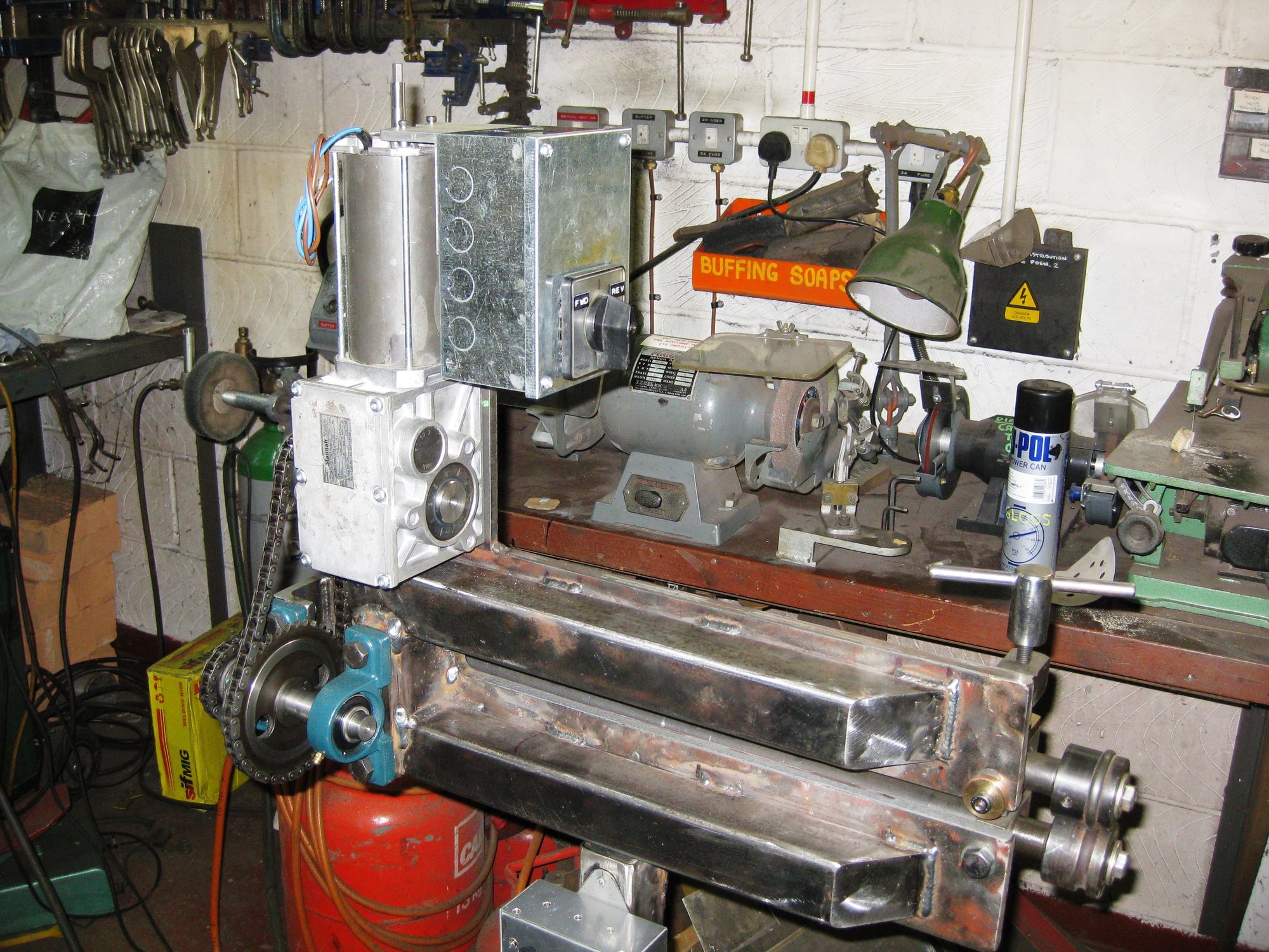 bead roller switchbox1.JPG