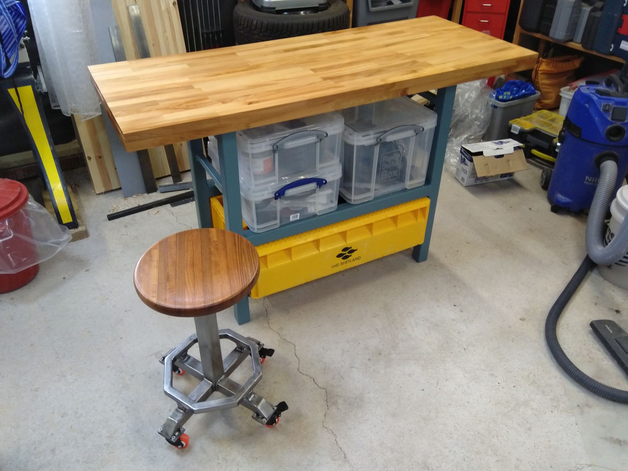 bench completed.jpg