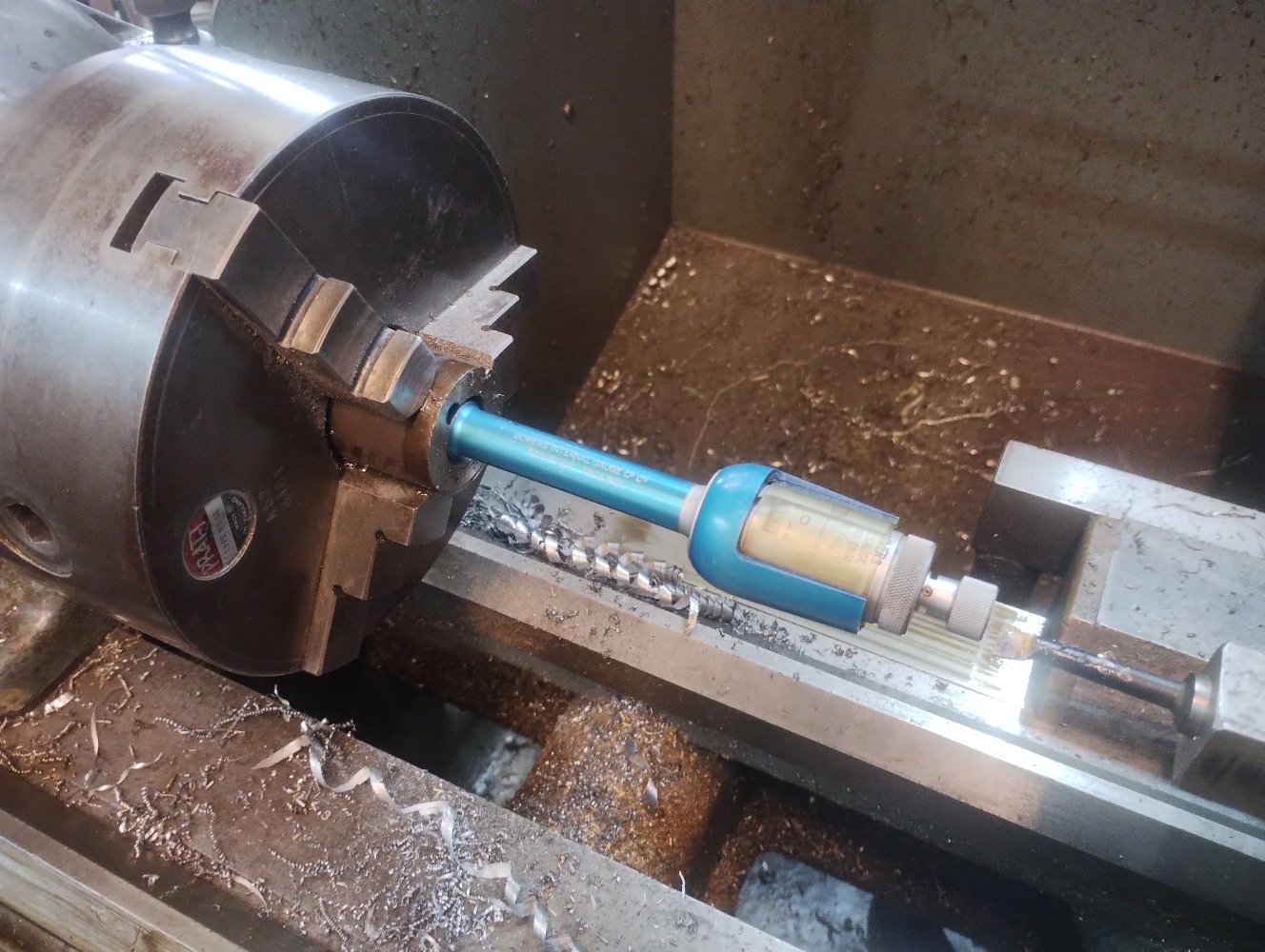 Boring the new handle boss 1.jpg