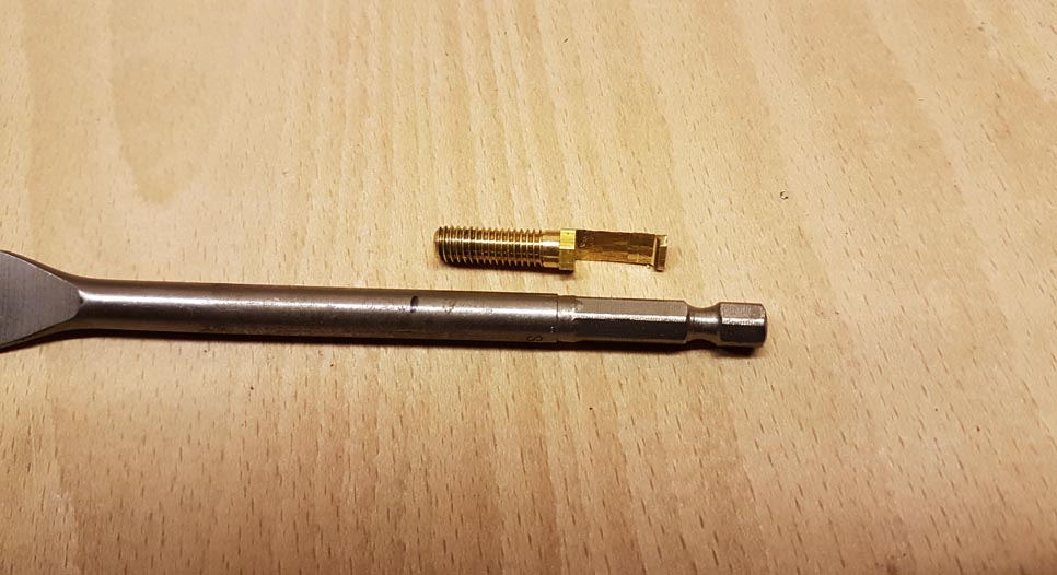 clampscrew1.jpg