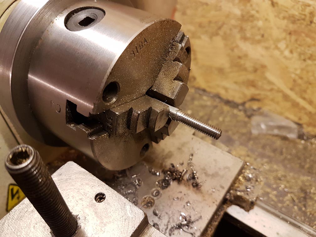 clampscrew2.jpg