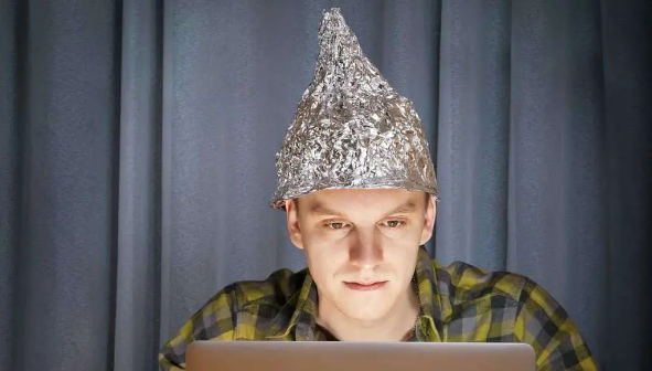 Conspiracy theorist.png