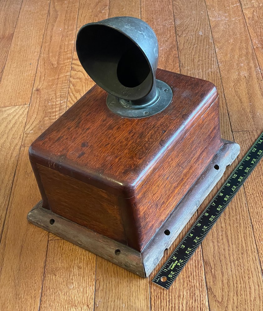 cowl-vent-and-dorade-box-1-smaller-image.jpg