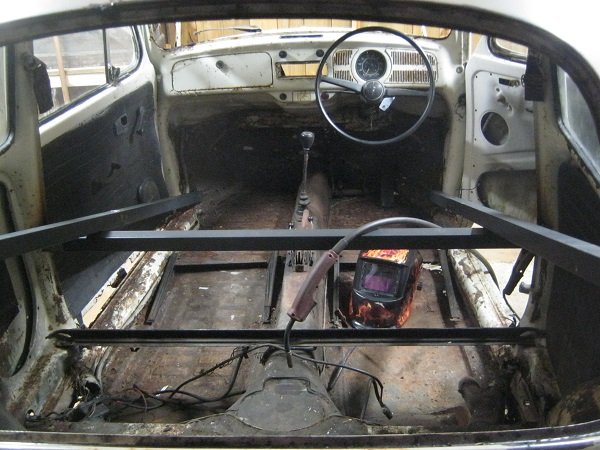 cross brace welded in.jpg
