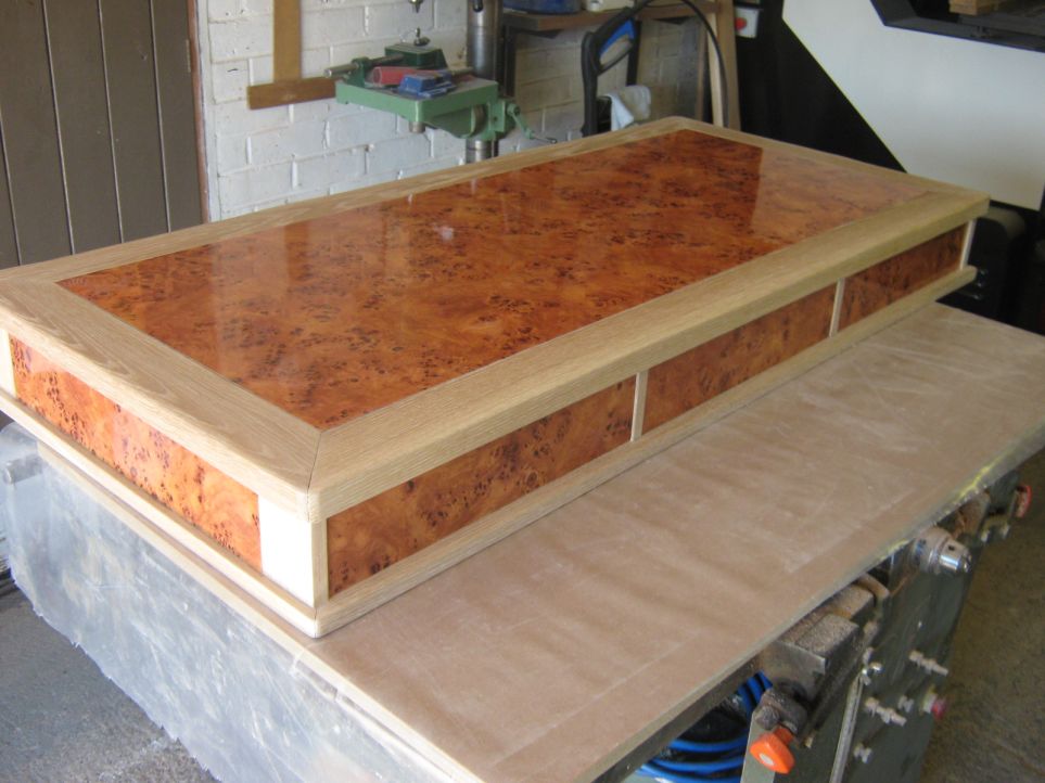Desk_0004..JPG