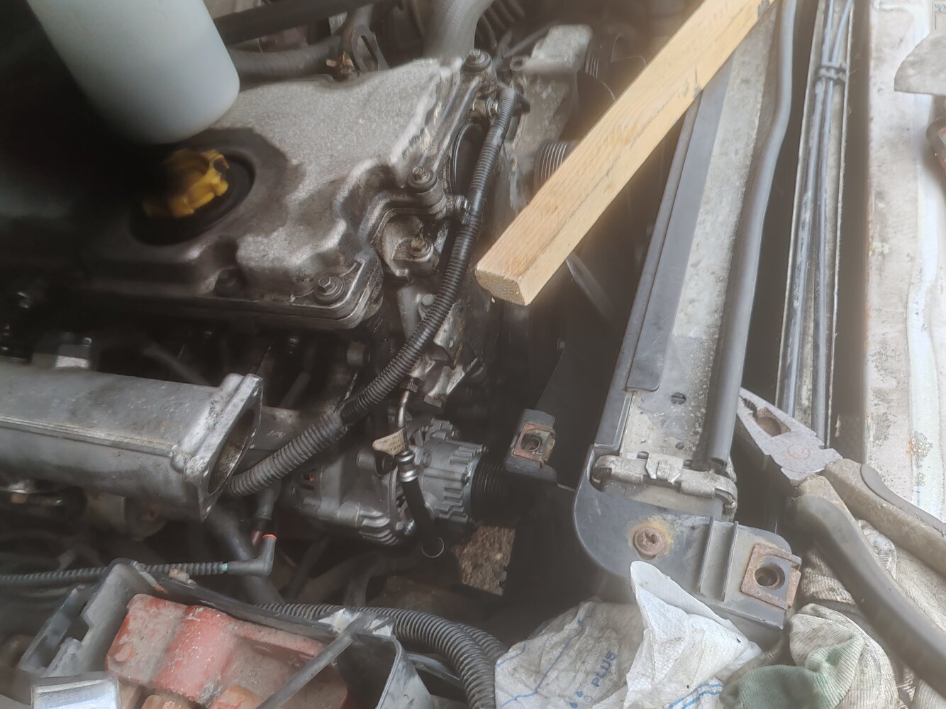 Discovery alternator in.jpg