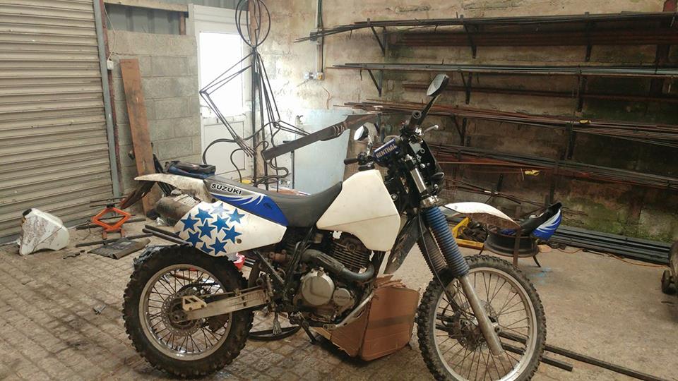 dr350 tank done.jpg