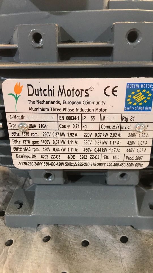 Dutchi Motor.jpg