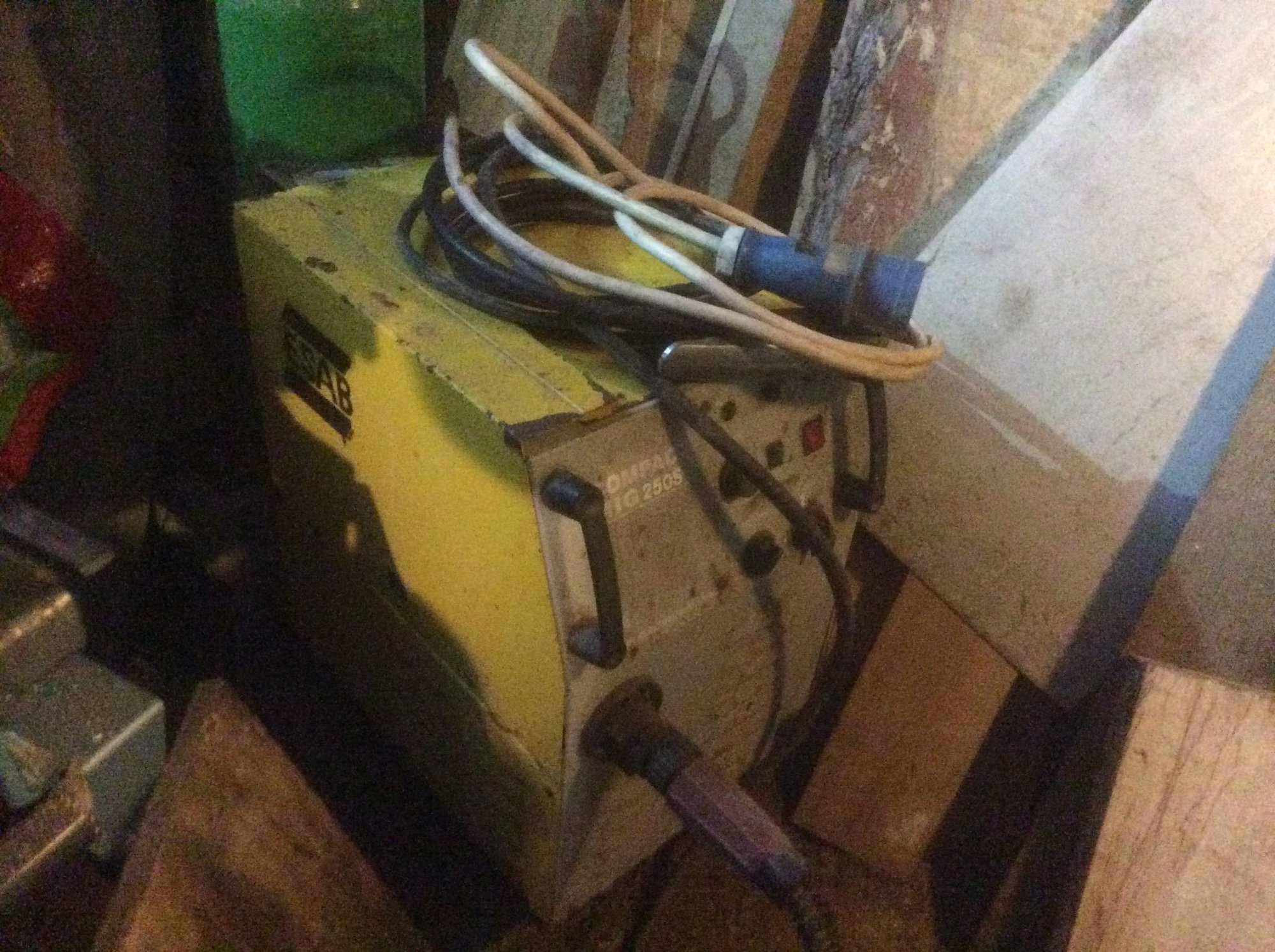 esabwelder.jpg