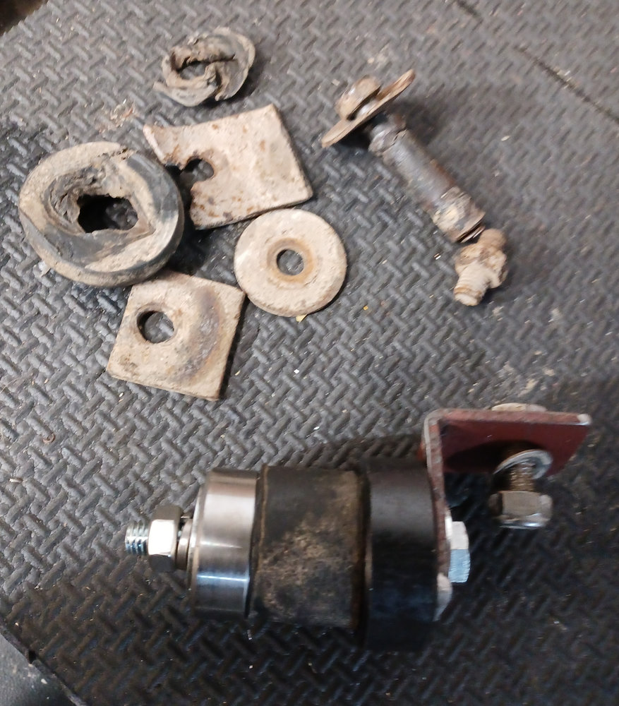 Exhaust Bracket.jpg