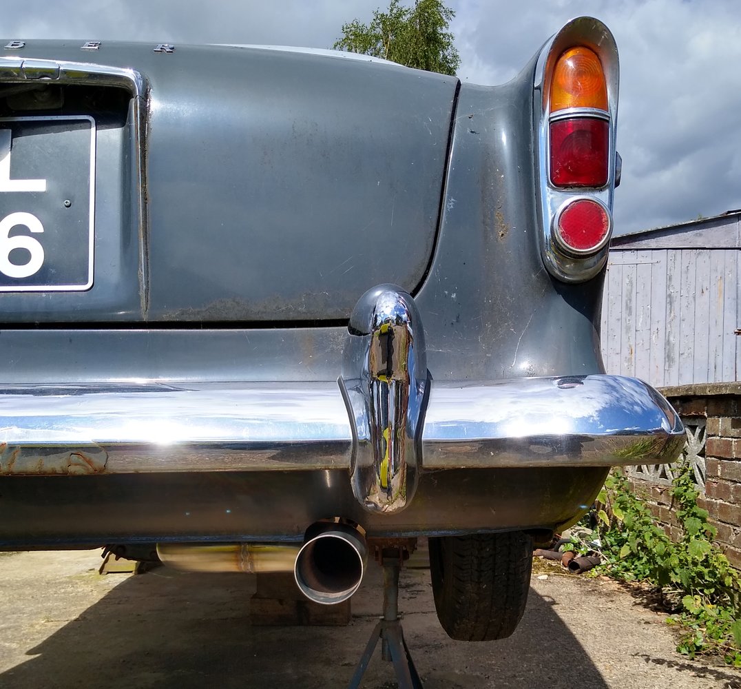 exhaust tail pipe.jpg