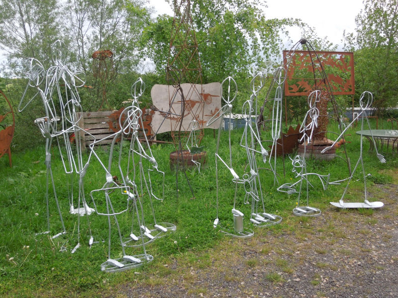 figures galvanized 002.JPG