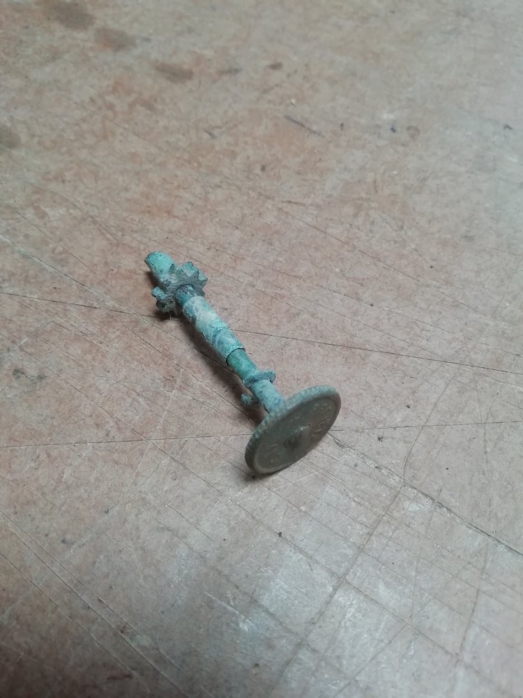 finds brevete winder.jpg