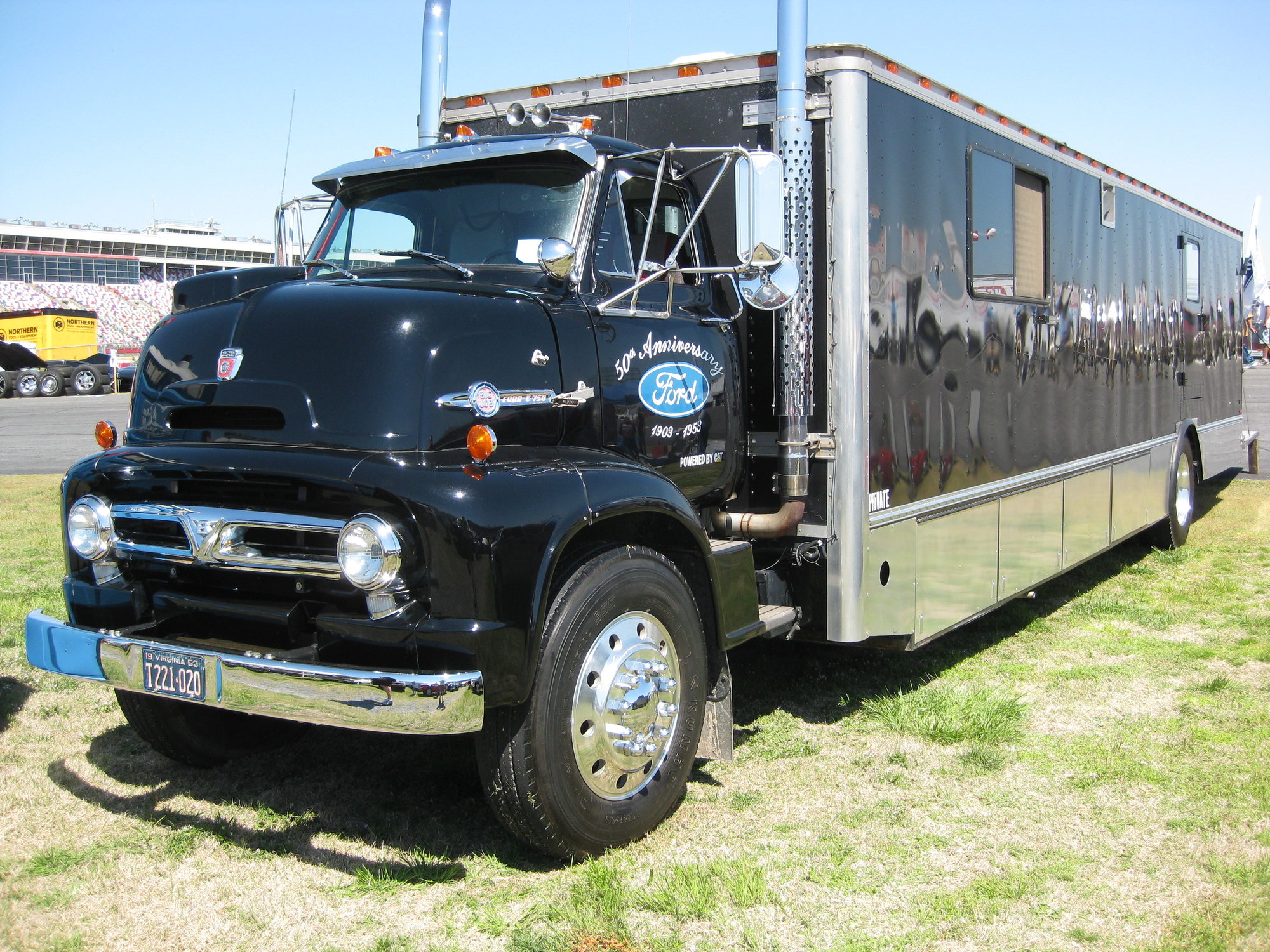 Ford Cabover truck1.JPG