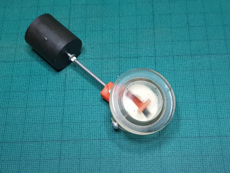 fuel gauge cap (1).jpg