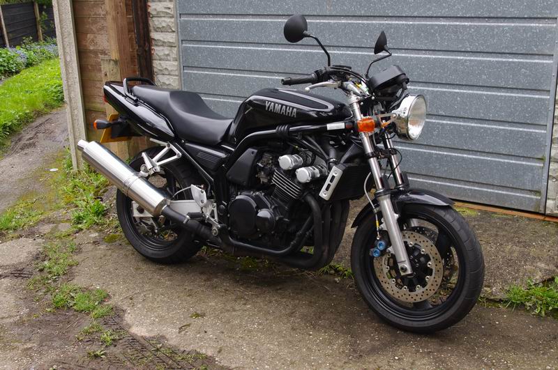 FZS600.jpg