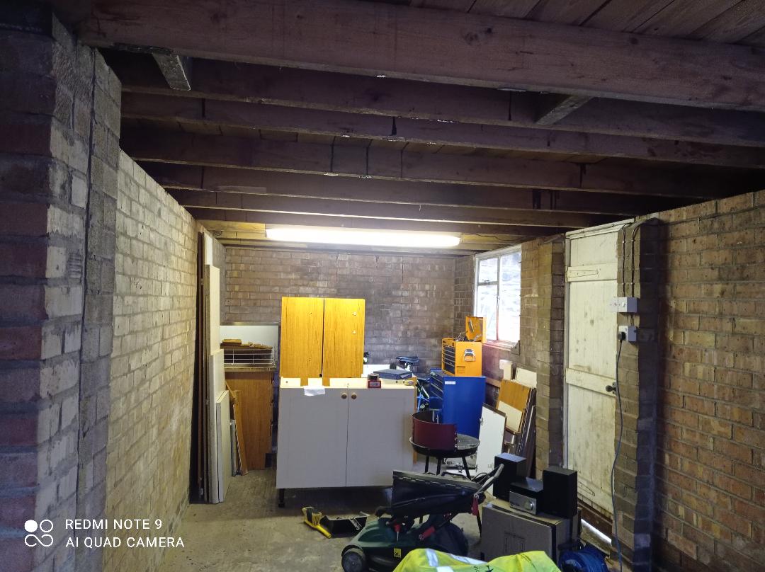 garage4.jpg