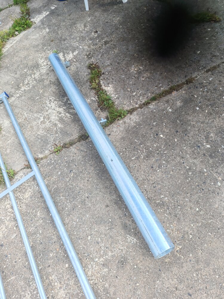 Gate post 1.jpg
