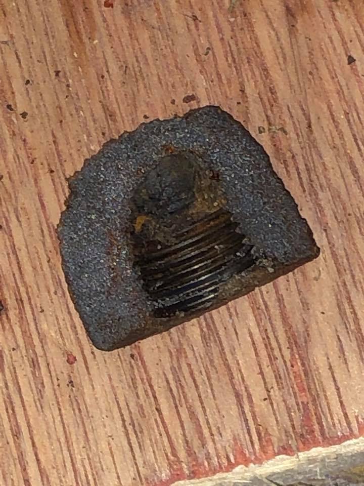 GM10Broken2.jpg