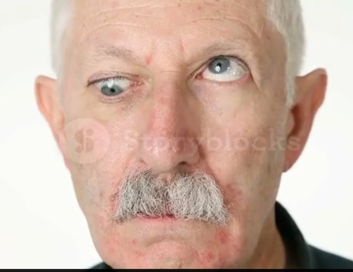 googly eyes 1.PNG