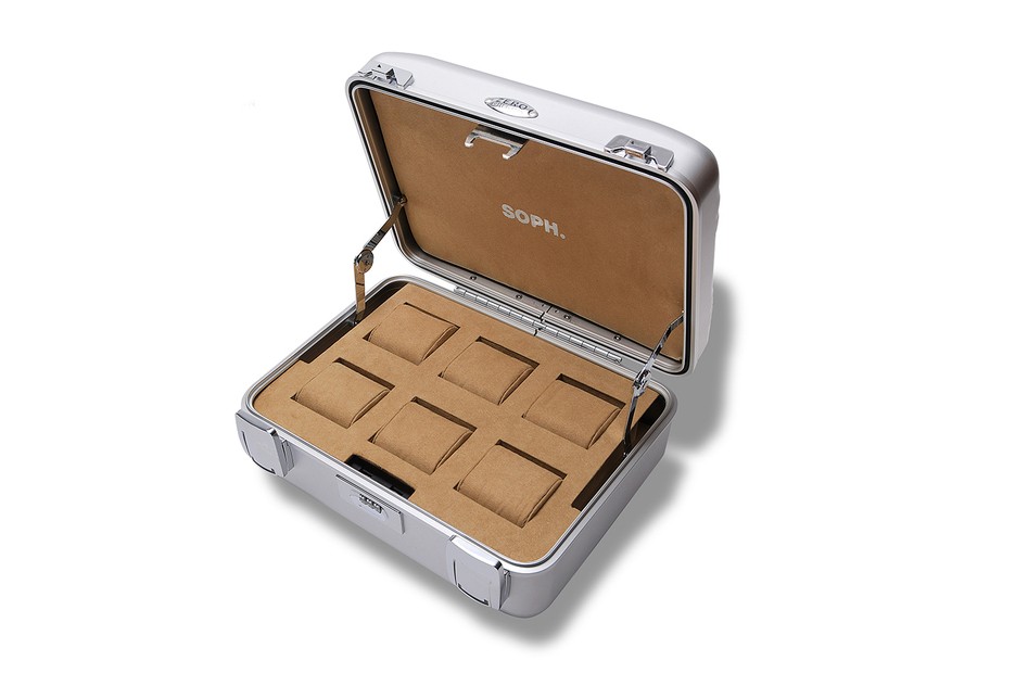 https___hypebeast.com_image_2019_11_sophnet-zero-halliburton-watch-suitcase-release-01.jpg