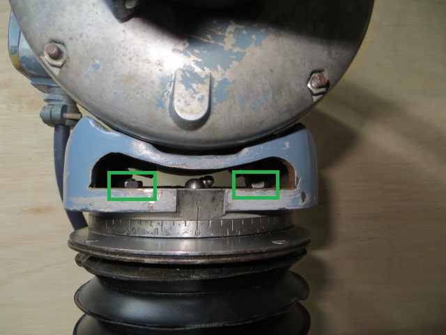IMG_0375mBolts.jpg