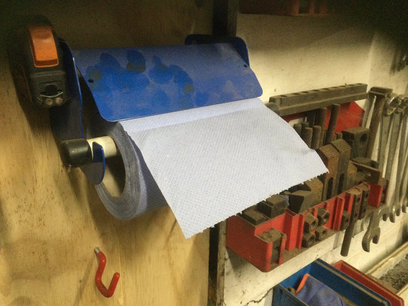 Blue Roll Industrial Cleaning Supplies Paper Towel Holder Dispenser Shelf  DIY