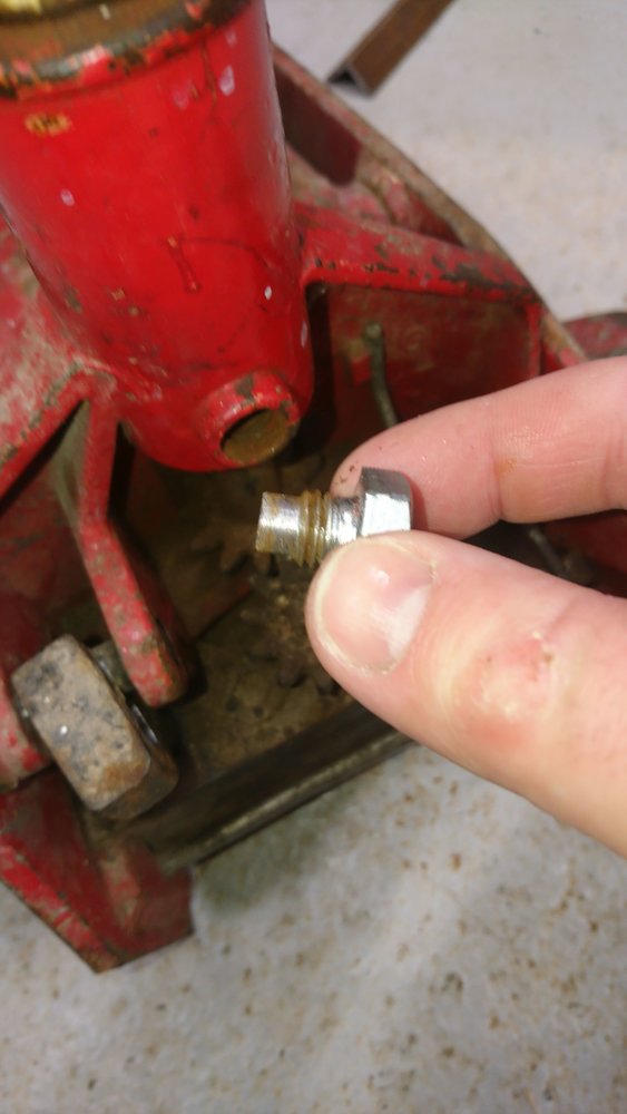jack screw.JPG