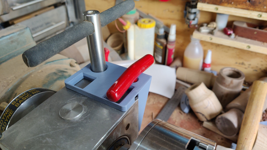 key_and_key_storage.jpg