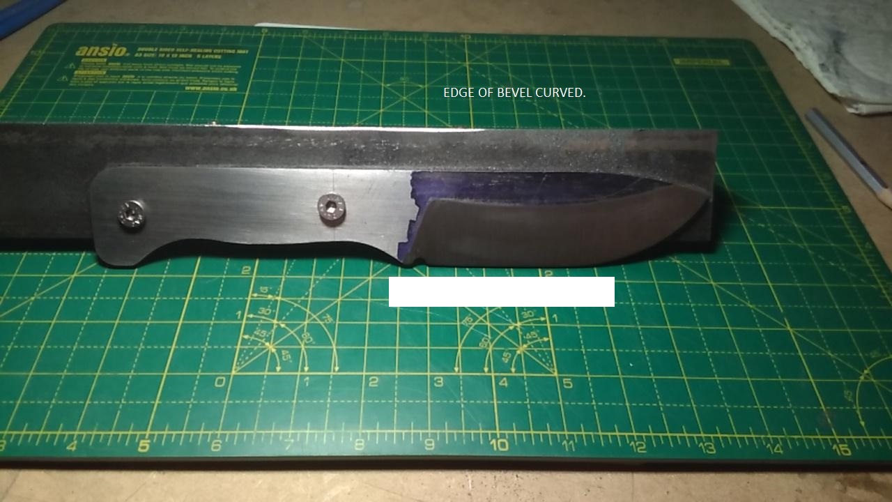 knife1.jpg