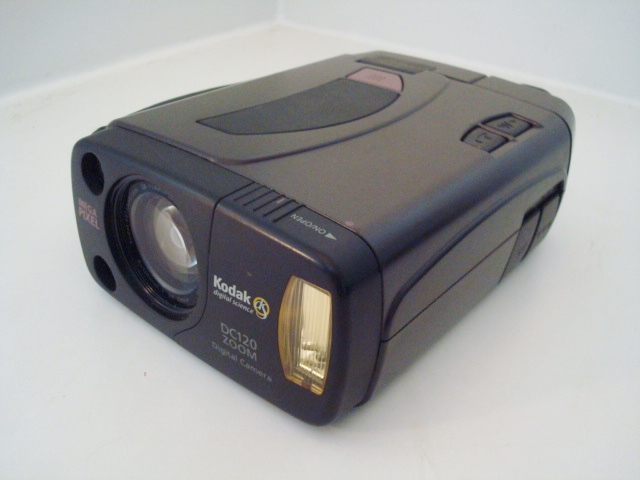 Kodak%20DC120%20(1).jpg
