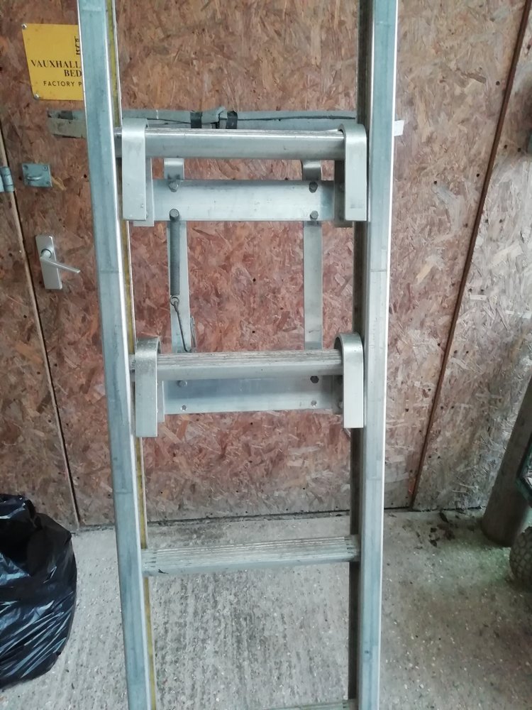 ladder standoff.jpg