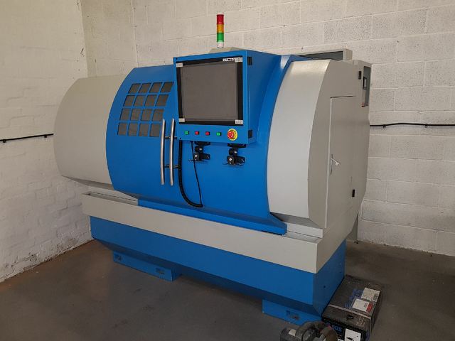 lathe.jpg
