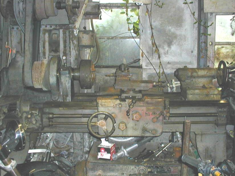 lathe08a.jpg